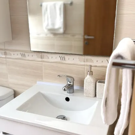 Relaxing 2bdr Retreat In Protaras Paralímni