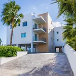 Relaxing 2bdr Retreat In Protaras Apartment *