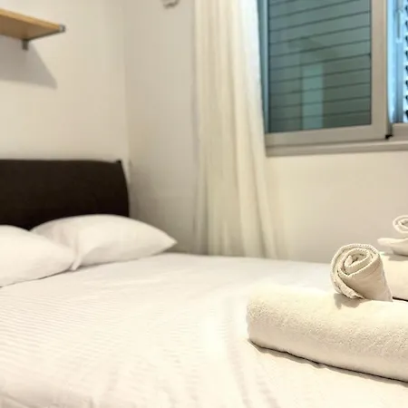 Relaxing 2bdr Retreat In Protaras *