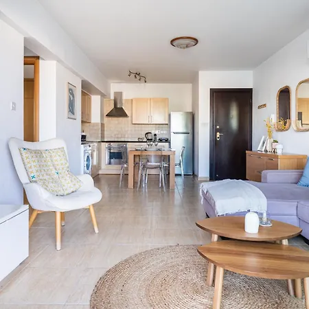Relaxing 2bdr Retreat In Protaras דירה