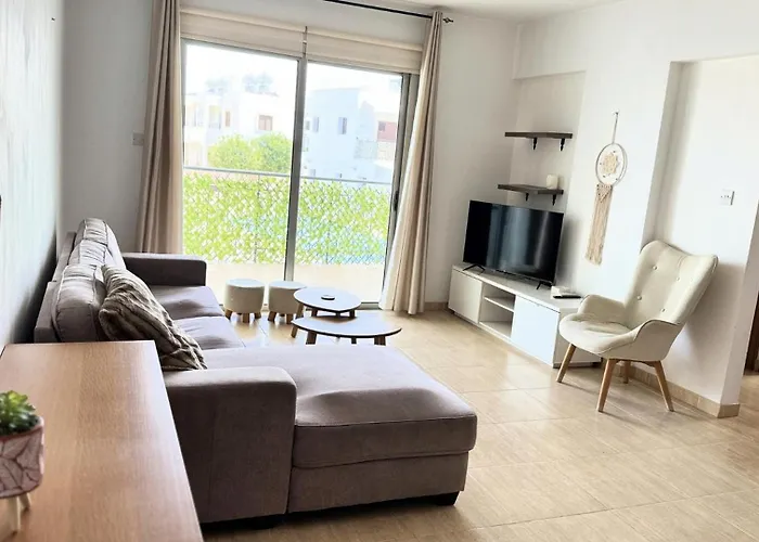 Relaxing 2bdr Retreat In Protaras *