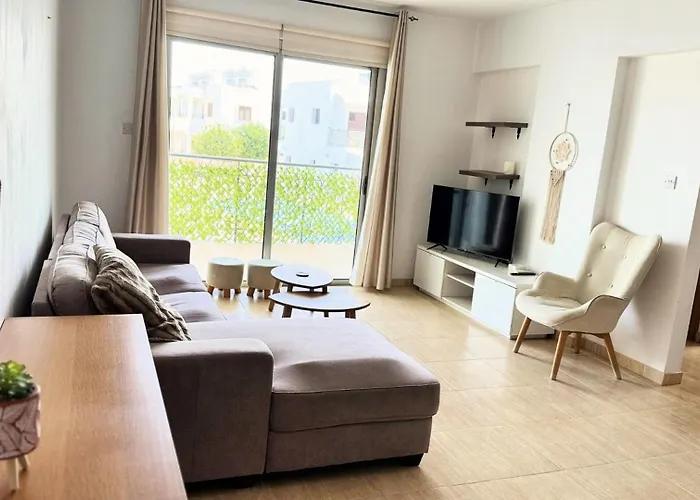 Relaxing 2bdr Retreat In Protaras パラリムニ