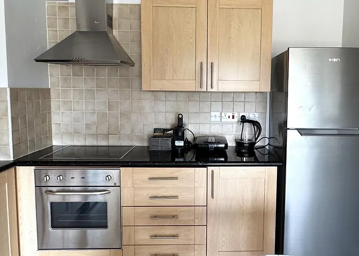 Relaxing 2bdr Retreat In Protaras 아파트 파라림니